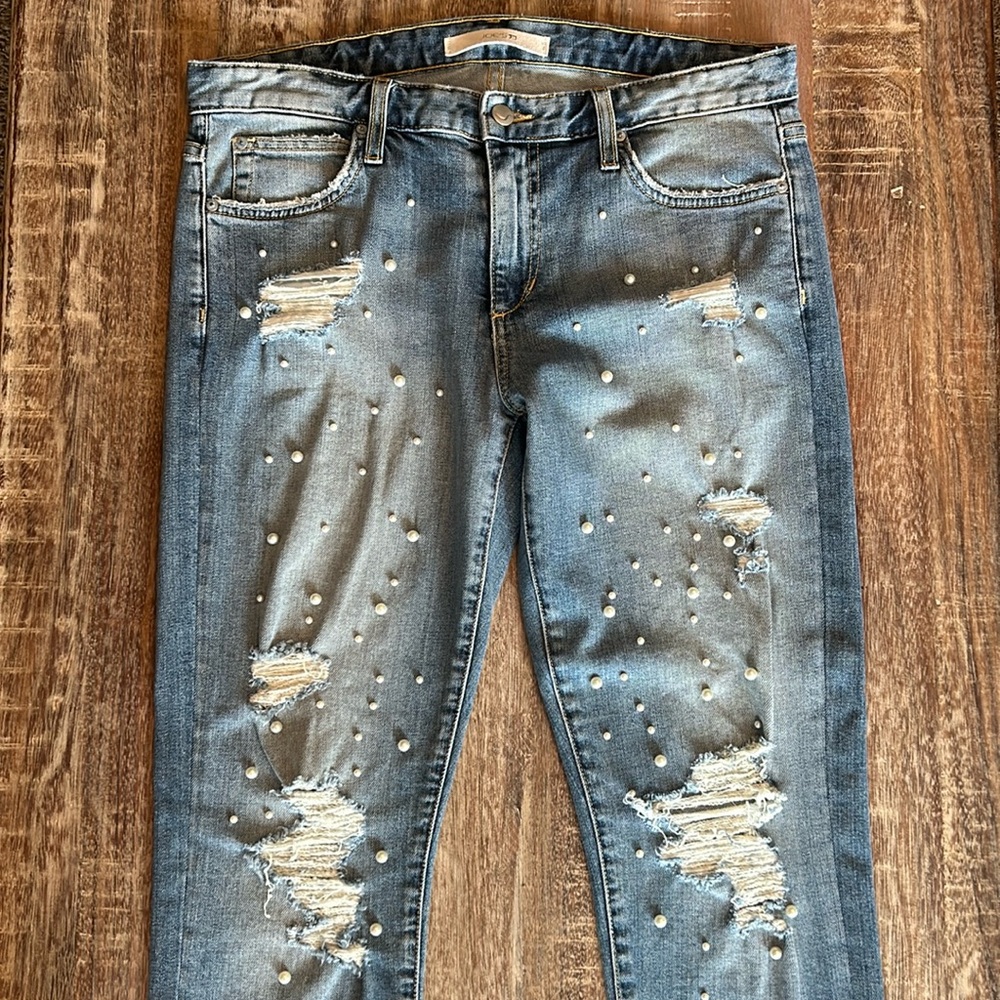 Joes jeans distressed w/pearls